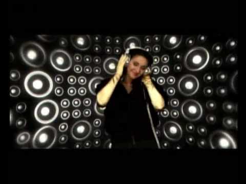 Dancs Annamari - Perzselo fény