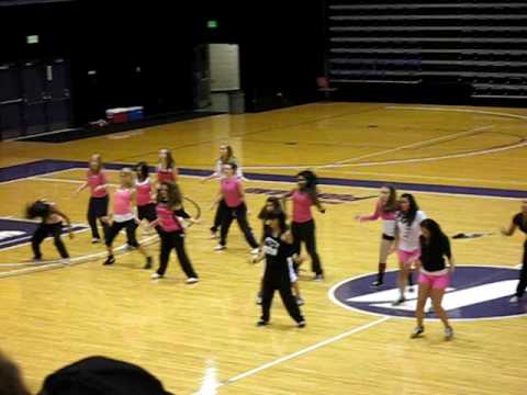 Nicole and Kendra in Hiphop