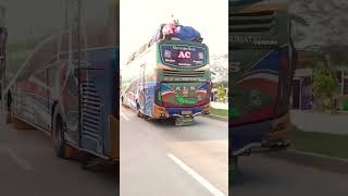 Download lagu Ketemu Di Jalan Bus ALS Dari Jember Menuju Ke Medan #bus #busmania #als #antarlintassumatera #medan mp3