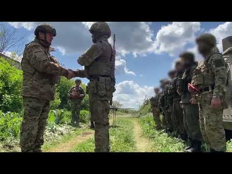 Presentation of state awards to military personnel who have shown courage and heroism during the NMD