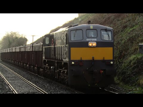 Irish Rail 071 Class Loco Number 088 On A Tara Mines - Donabate, Dublin