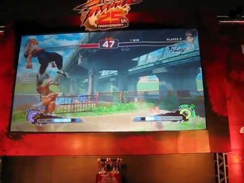 2012.08.26 ssf4 ae 25th asia final top 4 gamerbee VS DM.Gackt 第一回合.AVI