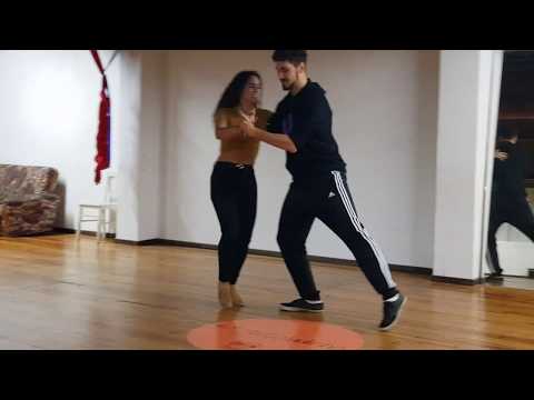 Rafael Wilker and Camila Alves - Ponteio