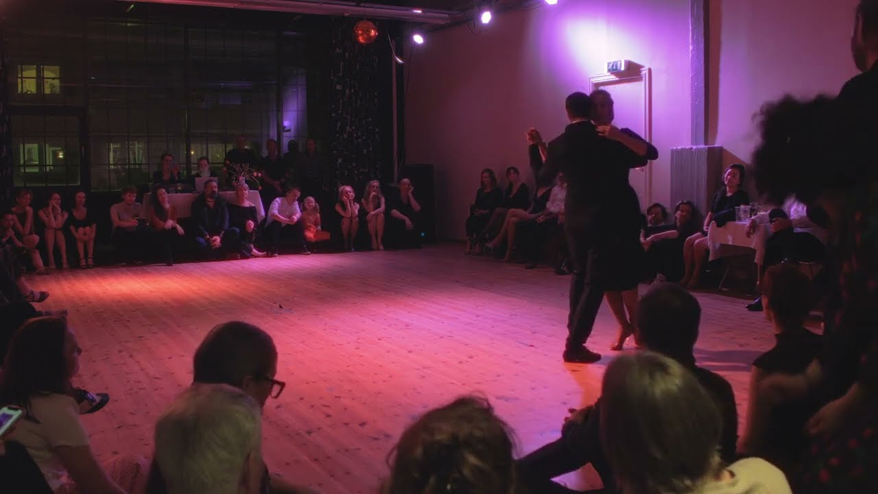 Pablo Rodriguez and Ina Eriksen (Di Sarli vamos) Oslo Tangos Saturdaynight milonga at CAK