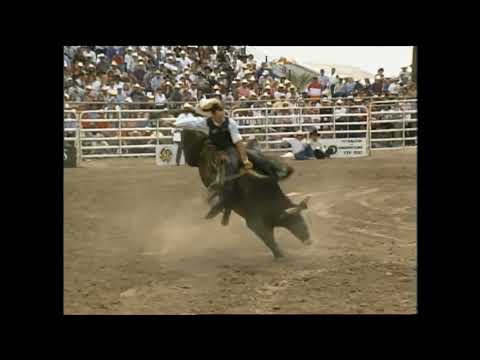 Jerome Davis vs Scrappy - 95 PBR Del Rio (82 pts)