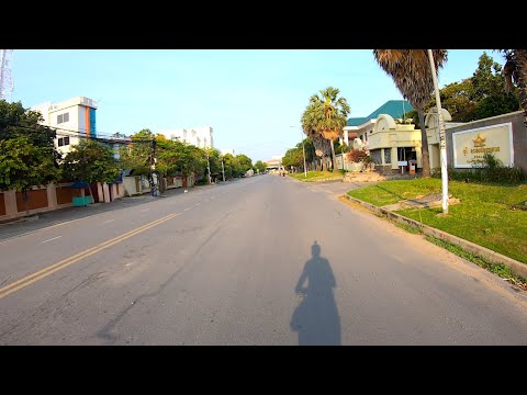 4th Day Lockdown in Phnom Penh City | Cycling Around Toul Kork