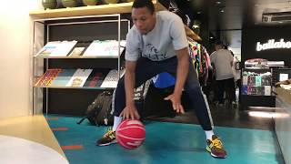 THE NOTIC FREESTYLE IN BALLAHOLIC STORE... IN JAPAN.. KINGHANDLES AND JOHNNY BLAZE