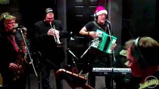 Brave Combo "Jingle Bells" Live at KDHX 12/17/10