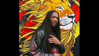 Chrisinti   -   Let Jah Be praised   -   (Everliving Soul Riddim)