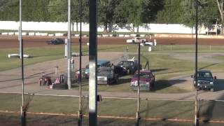 preview picture of video 'IMCA Stock Car 7-26-2014 @ Thunderhill Raceway Sturgeon Bay Wisconsin'