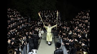 ר' מיילך בידרמן בהדלקה הגדולה במירון