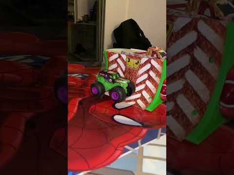 OfficialGrave Digger RC Monster Truck 1:64 Scale #monsterjam #gravedigger #gravediggermonstertruck