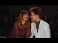 Suki Waterhouse Robert Pattinson S Daughter S Style An Evolving Fashionista