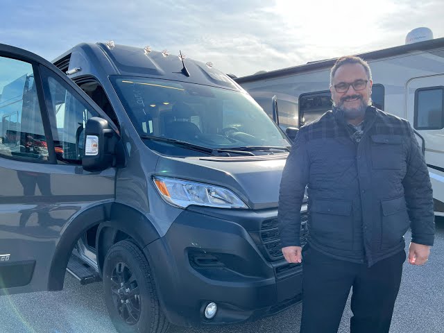 Preview image of 2024 Winnebago Solis Pocket 36B (17N232319) youtube video