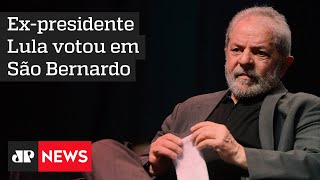 Em primeiro voto após prisão, Lula ataca Bolsonaro e diz que diálogo com Ciro foi civilizado