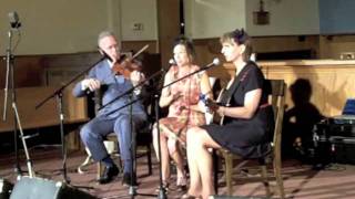 Big Ball in Texas (The Henriettas reprise the DeZurik Sisters)