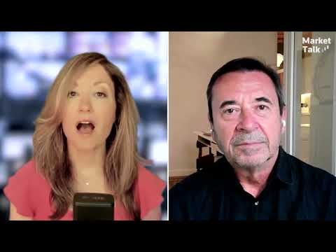Video Thumbnail: Market Talk: Apple sinks, Amazon soars in split verdict on AI winners