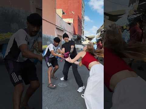 محاولة سرقة لاكن سوبرمان كان ….😨🆘 she wanted help but Superman was 😔. #reels #viral