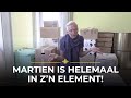Martien gaat inpakken... 'Hallo, is het een cadeautje?' | Chateau Meiland