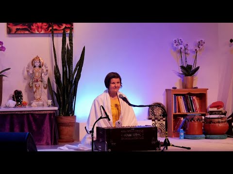 Satsang "Ein Geständnis" mit Shaktipriya - Yoga Vidya Live, 03.04.2024, 07:00 Uhr