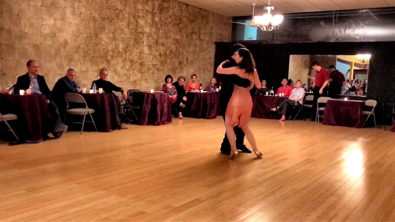 Eddy Hernandez & Ines Muzzopappa, performing at Milonga El Yeite (2/2)