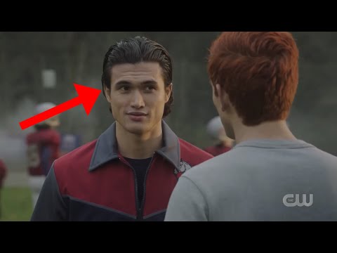 Riverdale 5x06 - Archie punches Reggie