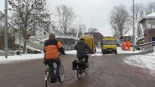 preview picture of video 'Gerrit Krol brug afgesloten'