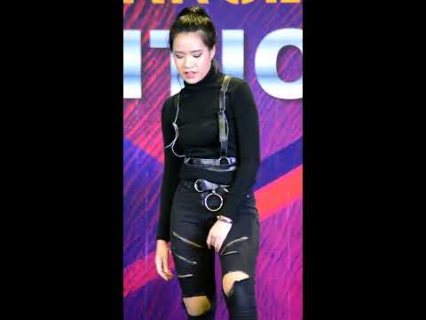 N' Aum - Monbebe cover MONSTA X @ MBK Center Cover Dance 2017