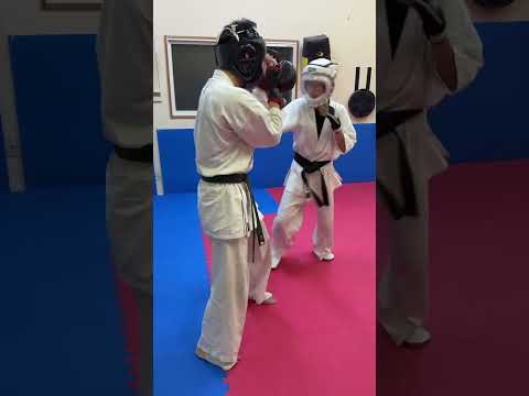 楽しく熱くビジネスマンクラス スパーリング #総合格闘技 #karate #格闘技