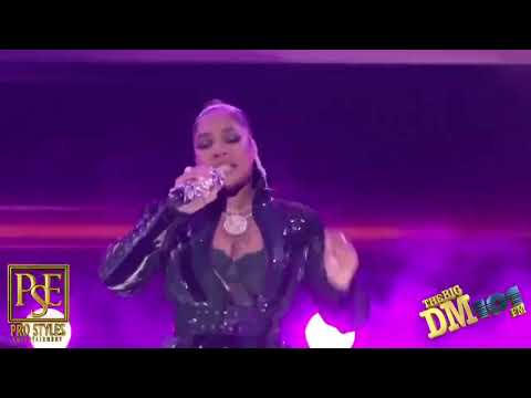 R&B Fanatics w/ Keith Sweat, Ashanti, SWV, Bobby V, & MC Lightfoot on December 12 at 7:30 p.m. - Second Medium