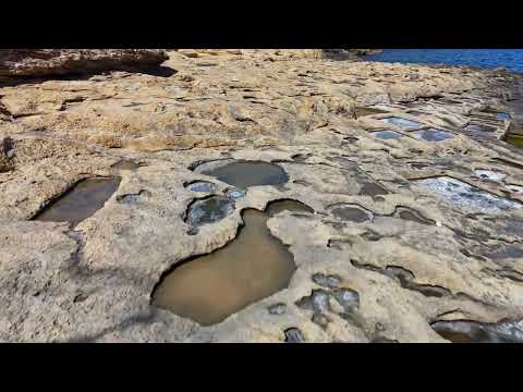 Down at Xatt L-Ahmar, Gozo