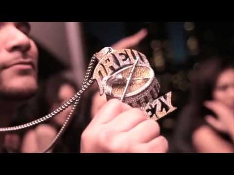 I Don't See Nothing Wrong - Drew Deezy & Thai featuring Bobby V. [Posted: Sad Dark]