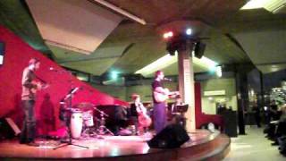 The Magic Lantern - Somebody Told Me