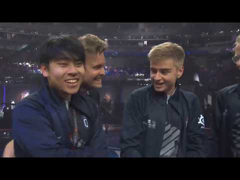 Miracle and Notail Friendship -  GRAND FINAL TI9 THE INTERNATIONAL 2019 DOTA 2 - OG Celebration
