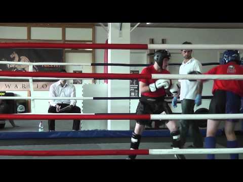 2014-11-01 SFC-Fightgathering Niklas Baumann vs. Ayman Damachqi NK -13J Sugambrer Fightclub