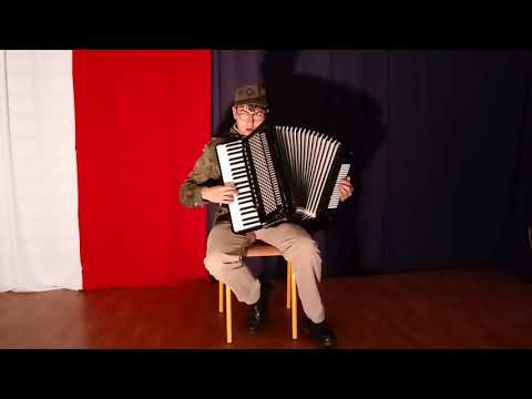 Dominik Sikora Siekiera motyka