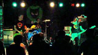 Kepi Ghoulie-Vampire Girl / She Gets All The Girls