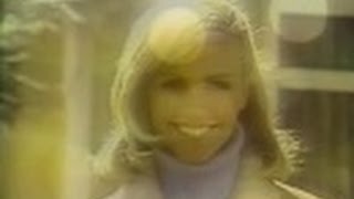 MCA Records & Tapes - Olivia Newton-John - "ONJ For The Holidays" (Commercial, 1977)
