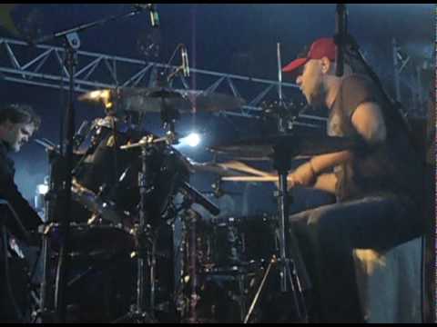 Rob Snijders drumming live with John Garcia, 