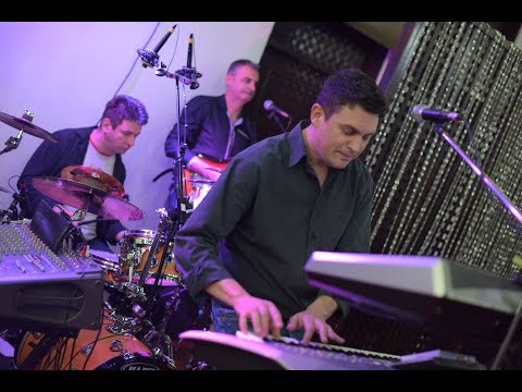 Apsolutno Fantastično - "Ti me izluđuješ"