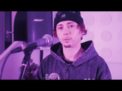 Foreign Gee x Phxllz - Times Like This [Live Performance]