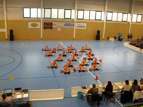 Minimažoretky pom-poms kadetky ZUŠ Jirkov