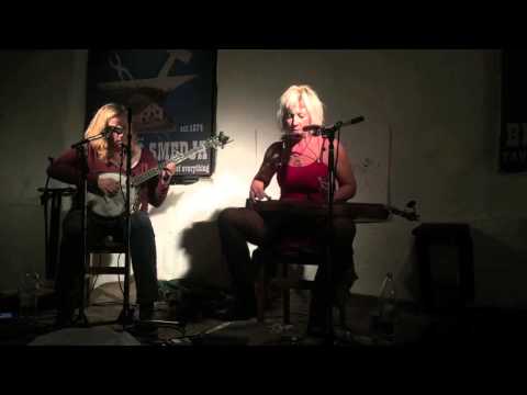 Earth Song  - Sofie Reed and Susan Gibson live in Bredsjö, Sweden