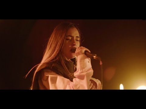 Abril Olivera | Vilo vinilo