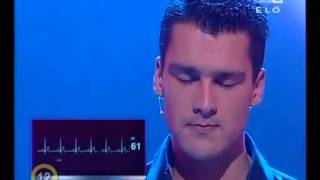 Download lagu Seorang Pria menghentikan detak jantungnya mp3