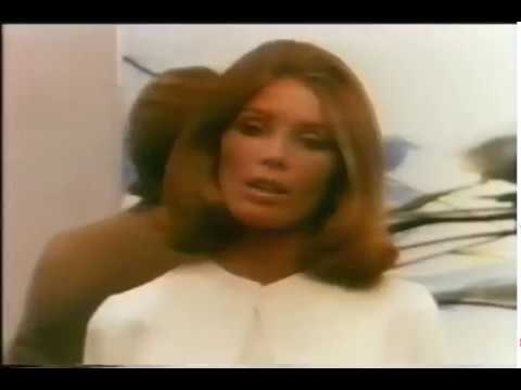 Chanel No 5 1970's British TV Commercial