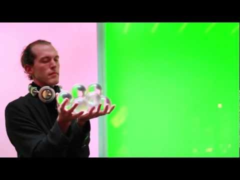 video:Richard Hartnell Contact Juggling In London