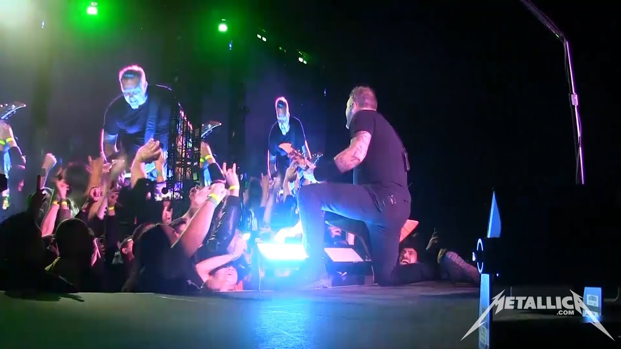 Metallica: Master of Puppets (San Francisco, CA - February 6, 2016) (MetOnTour Edit) - YouTube