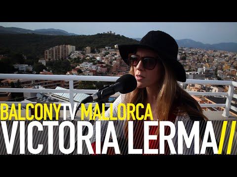 VICTORIA LERMA - LUCES SOBRE EL MAR (BalconyTV)