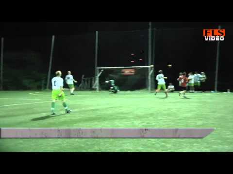 2. tydzień: Bezimienni - CA Sharks (FLS Jesień 2011)